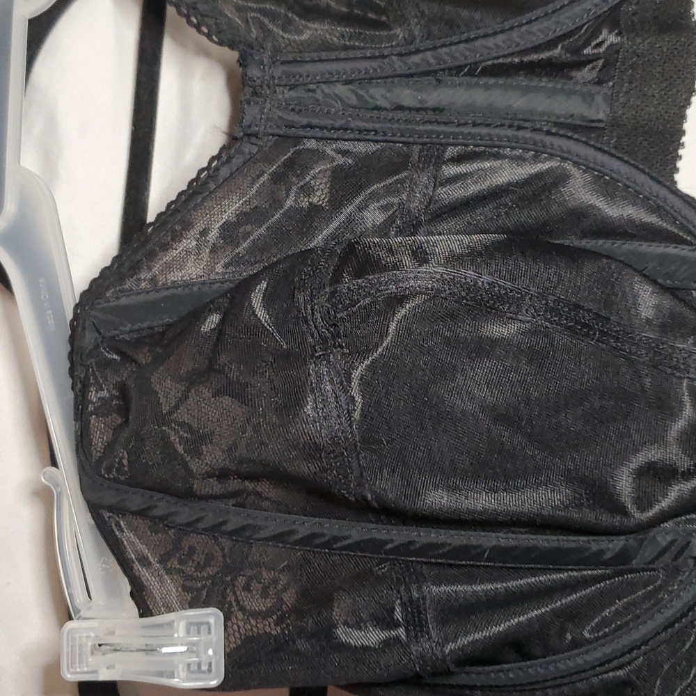 Bra - Picture 2 of 3